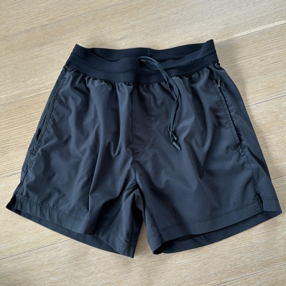 Rhone Mako shorts